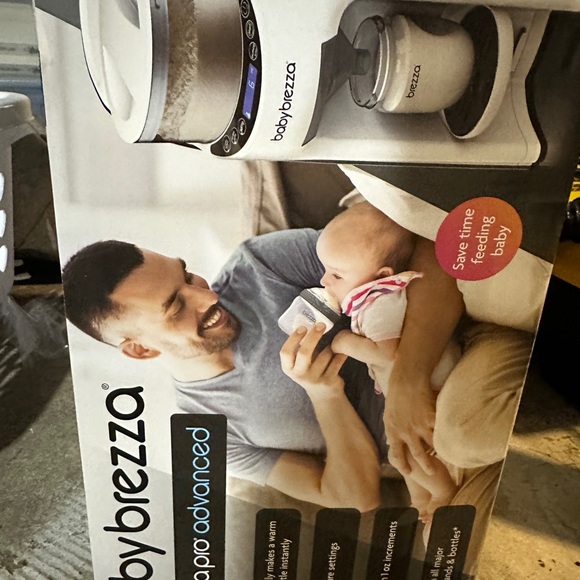 Baby Brezza Formula Pro Advanced - Picture 2 of 4